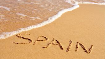 Tourist vs resident in Spain: what’s the difference and why it matters when you move