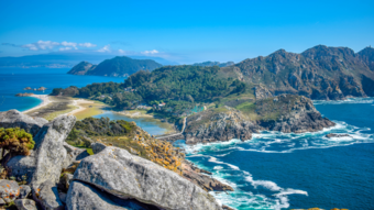 Mass regularisation in Spain: what we know so far